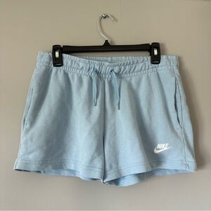 Nike NSW Club Fleece MR Short - Color baby blue - size medium